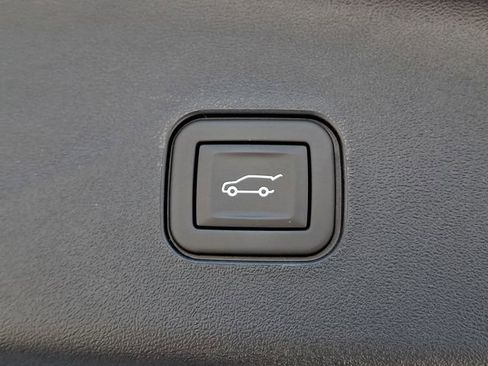 Certified 2026 Cadillac Vistiq Luxury AWD/4WD image 29
