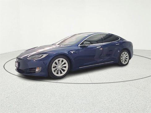 Used 2017 Tesla Model S 75D image 3