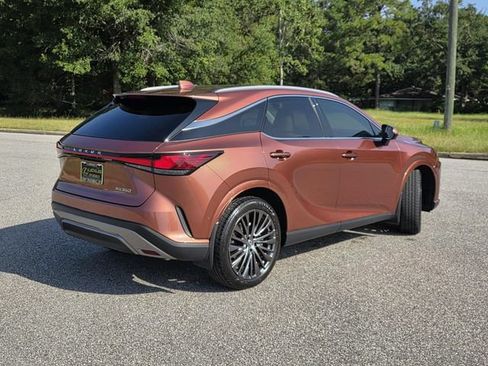 Used 2023 Lexus RX 350 FWD w/ Accessory Package image 5