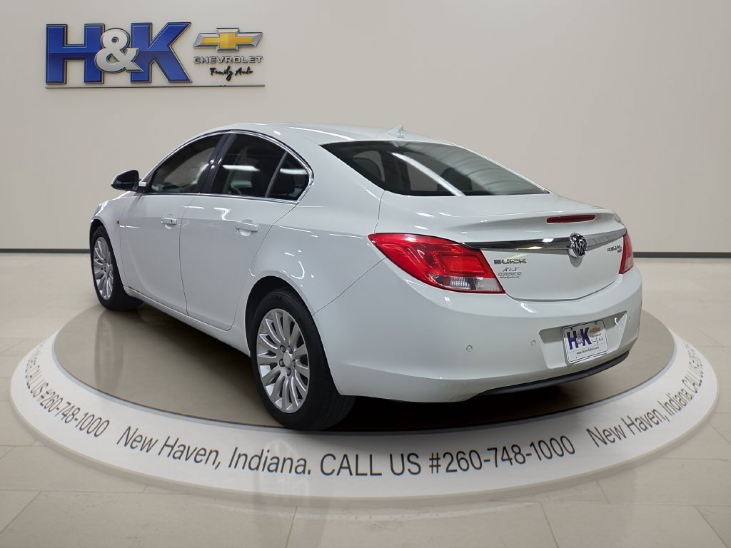 Used 2011 Buick Regal CXL w/ RL3 Preferred Equipment Group FWD image 4