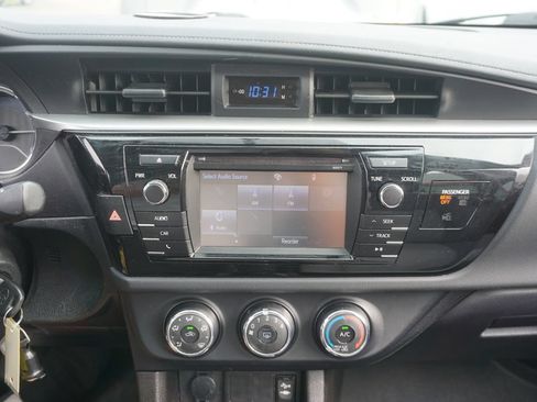 Used 2016 Toyota Corolla L FWD image 6