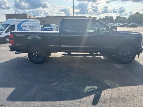Used 2023 Ford F250 Lariat w/ Lariat Ultimate Package AWD/4WD image 8