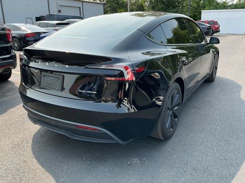 Used 2025 Tesla Model 3 Long Range AWD/4WD image 3