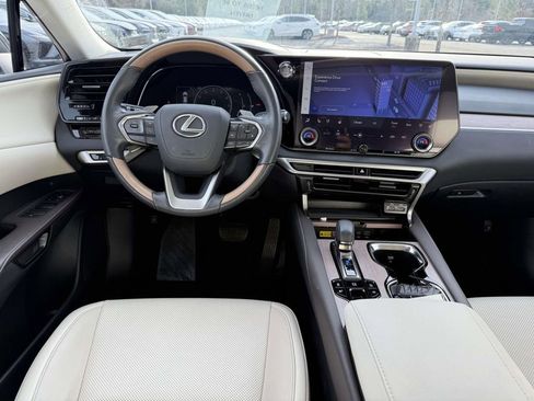 Used 2024 Lexus RX 350 Premium image 8