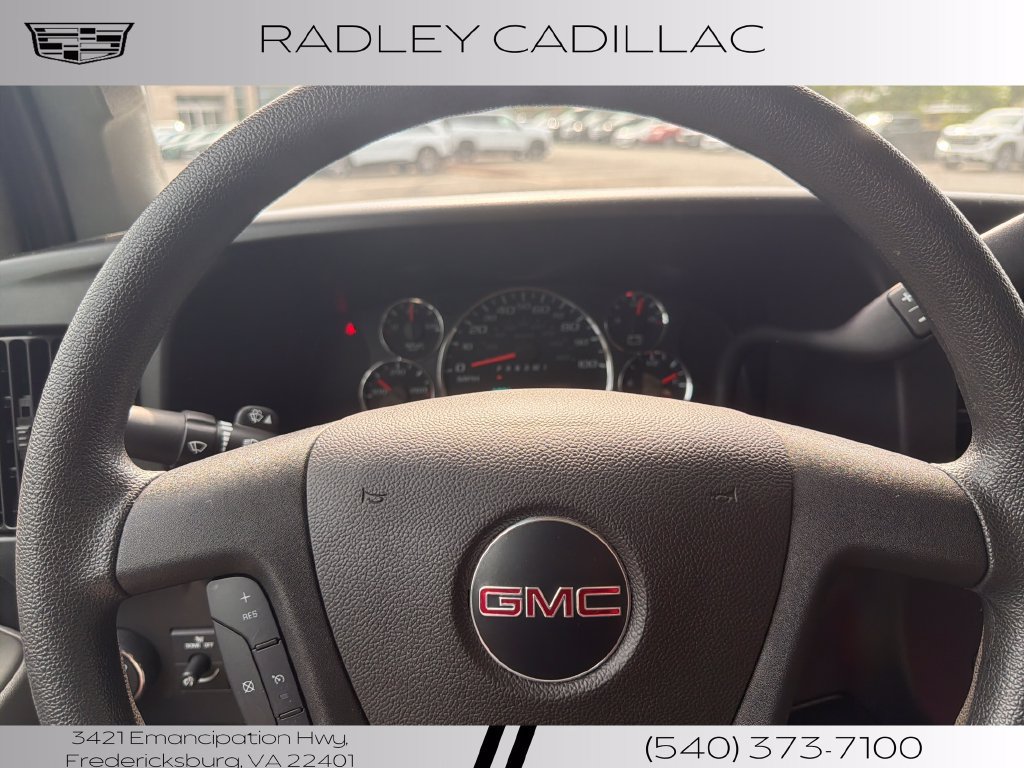 Used 2025 GMC Savana 2500 w/ Driver Convenience Package RWD image 4