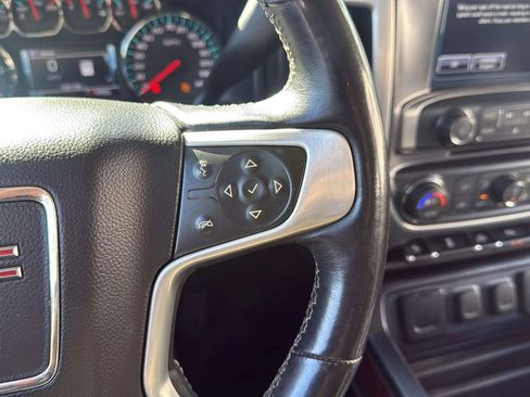 Used 2018 GMC Sierra 1500 SLT w/ Enhanced Driver Alert Package image 22