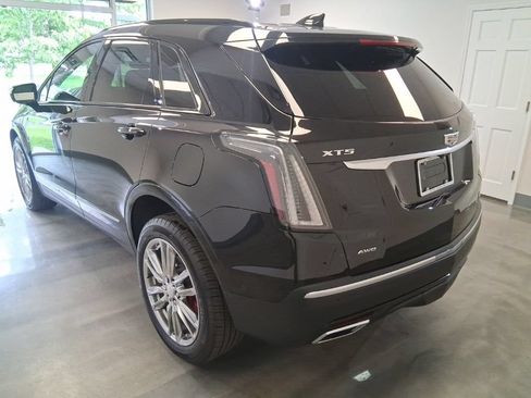 Certified 2026 Cadillac XT5 Sportv w/ LPO, Floor Liner Package AWD/4WD image 3