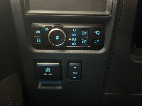 Used 2025 Ford F150 Lariat w/ Equipment Group 502A High AWD/4WD image 32