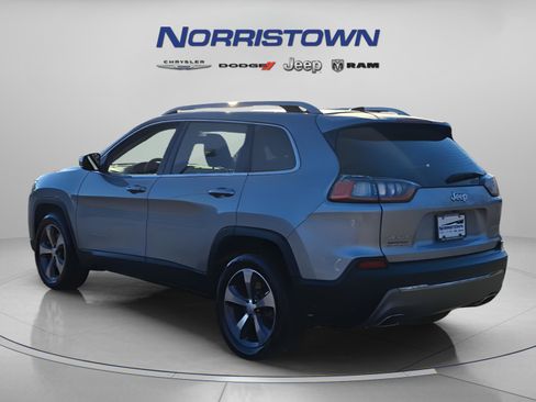 Certified 2019 Jeep Cherokee Limited image 4