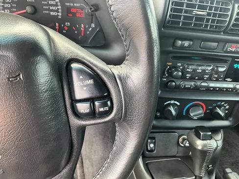 Used 2002 Chevrolet Camaro Z28 w/ Sport Appearance Pkg RWD image 29
