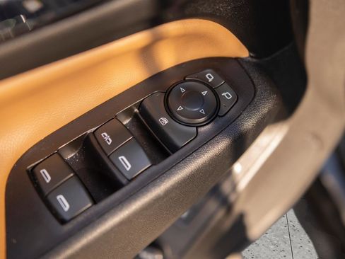 Used 2021 Chevrolet Equinox Premier image 14