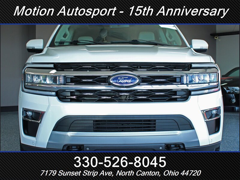 Used 2023 Ford Expedition Max Limited AWD/4WD image 3