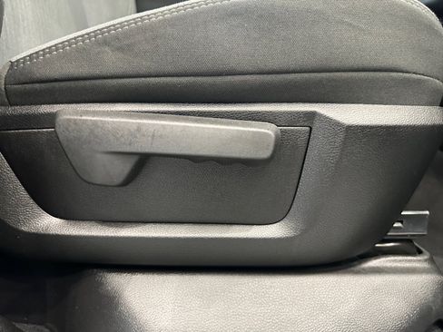 Used 2024 RAM 2500 Big Horn image 25