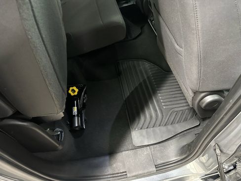 Used 2021 GMC Sierra 1500 SLE image 20