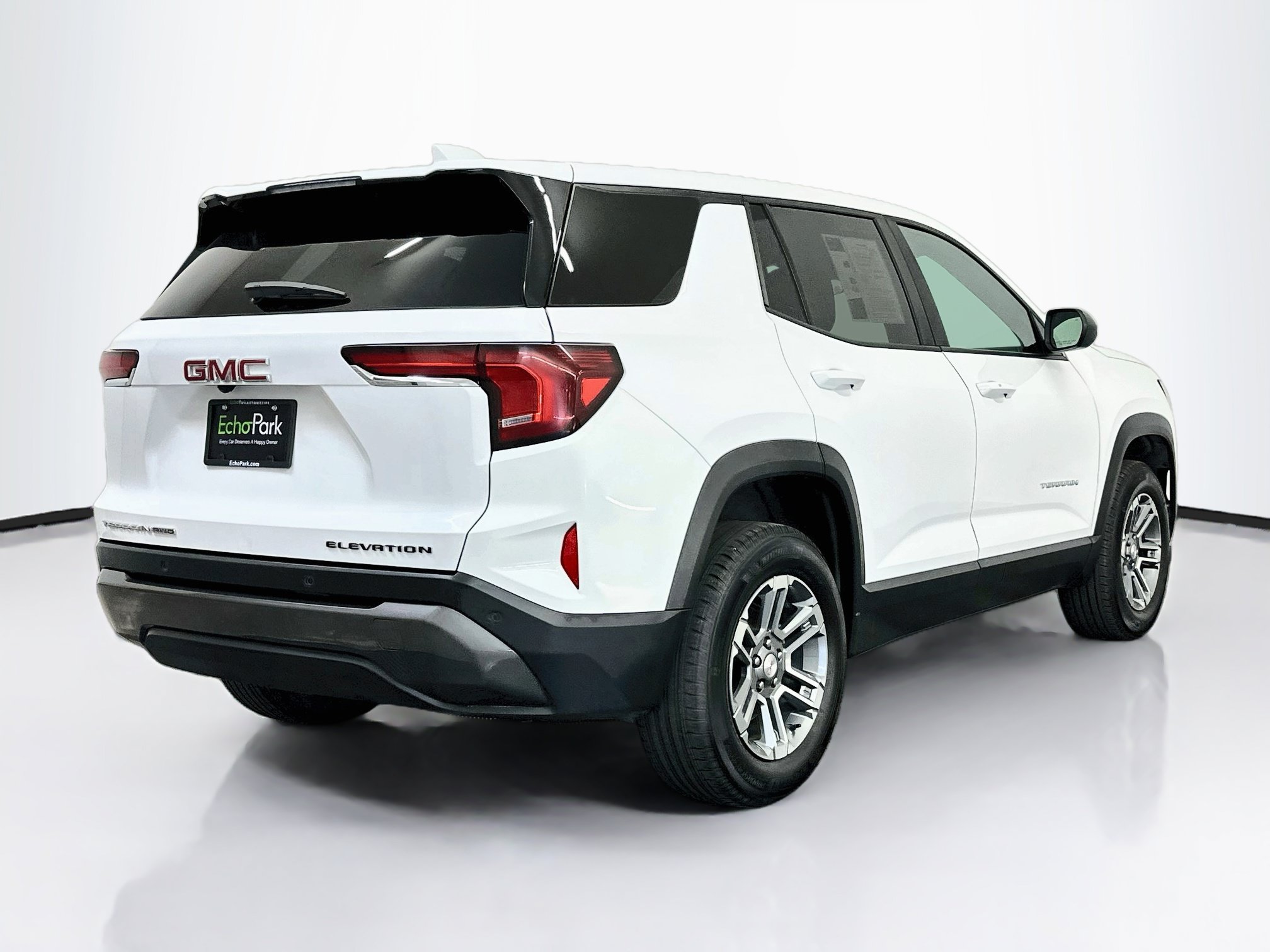 Used 2025 GMC Terrain Elevation AWD/4WD image 9