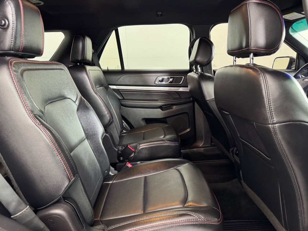 Used 2016 Ford Explorer Sport AWD/4WD image 28