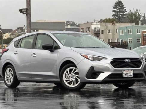 Used 2024 Subaru Impreza 2.0i image 2