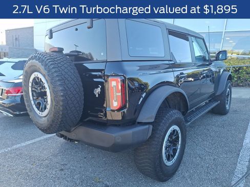 Used 2023 Ford Bronco Outer Banks w/ Sasquatch Package AWD/4WD image 9