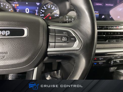 Used 2022 Jeep Compass Latitude image 24