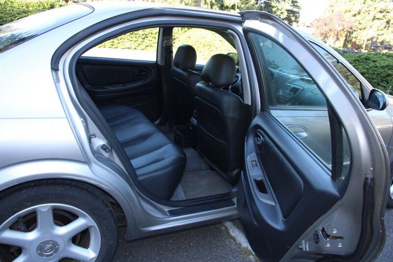 Used 2000 Nissan Maxima SE FWD image 6