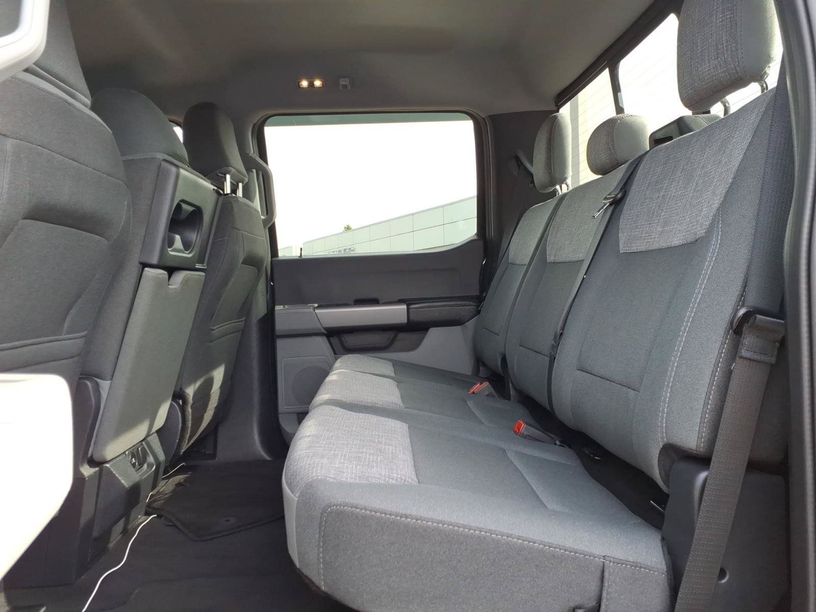 Used 2025 Ford F350 XLT w/ 360-Degree Camera Package AWD/4WD image 8