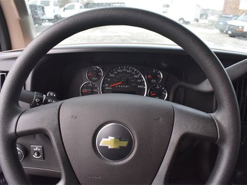 New 2025 Chevrolet Express 2500 Work Van image 21