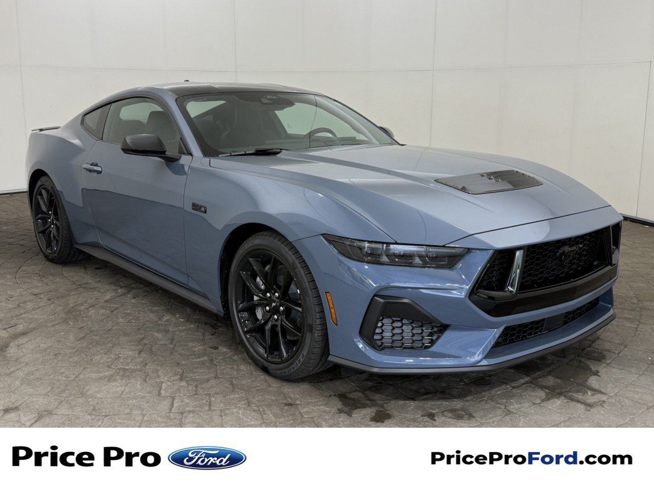 Used 2026 Ford Mustang GT w/ Mustang Nite Pony Package RWD image 1