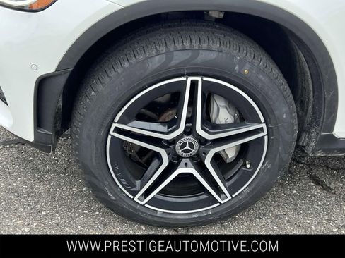 Used 2022 Mercedes-Benz GLC 300 4MATIC image 10