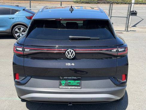 Used 2023 Volkswagen ID.4 Pro S Plus AWD/4WD image 6