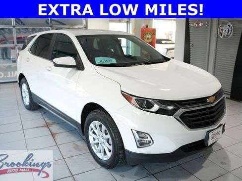 Used 2021 Chevrolet Equinox LT image 1
