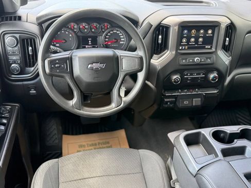 Used 2019 Chevrolet Silverado 1500 Custom Trail Boss w/ Custom Convenience Package AWD/4WD image 16