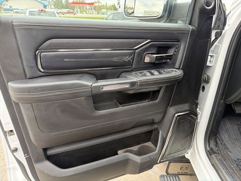 Used 2022 RAM 2500 Limited AWD/4WD image 12