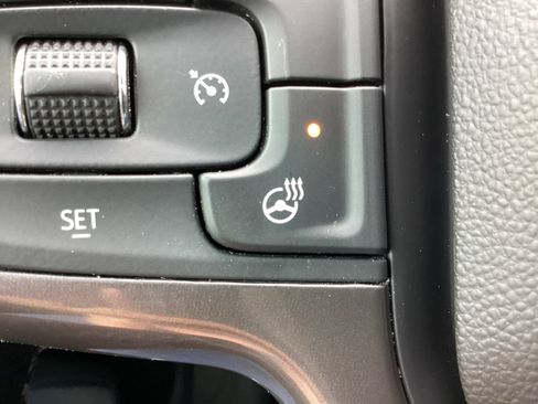 Used 2025 Chevrolet Silverado 1500 High Country image 28