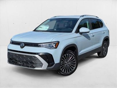 New 2025 Volkswagen Taos SE