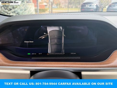 Used 2021 Tesla Model S Plaid image 16