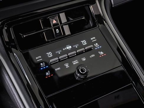 New 2025 Porsche Panamera 4 image 24