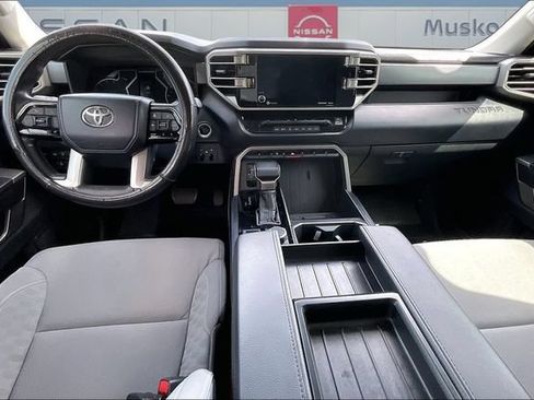 Used 2023 Toyota Tundra SR5 w/ SR5 Convenience Package AWD/4WD image 8