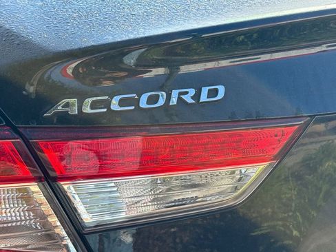 Used 2019 Honda Accord LX image 7