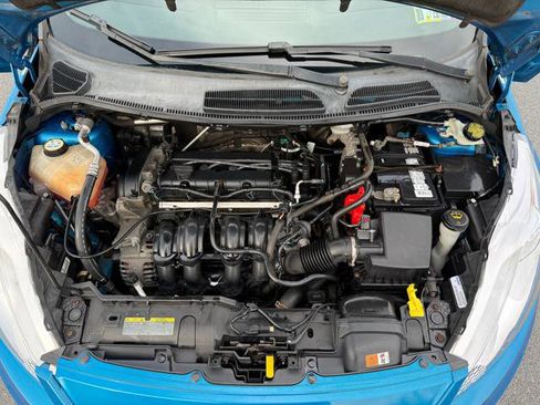 Used 2012 Ford Fiesta SE image 27