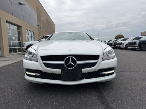 Used 2015 Mercedes-Benz SLK 250 image 23