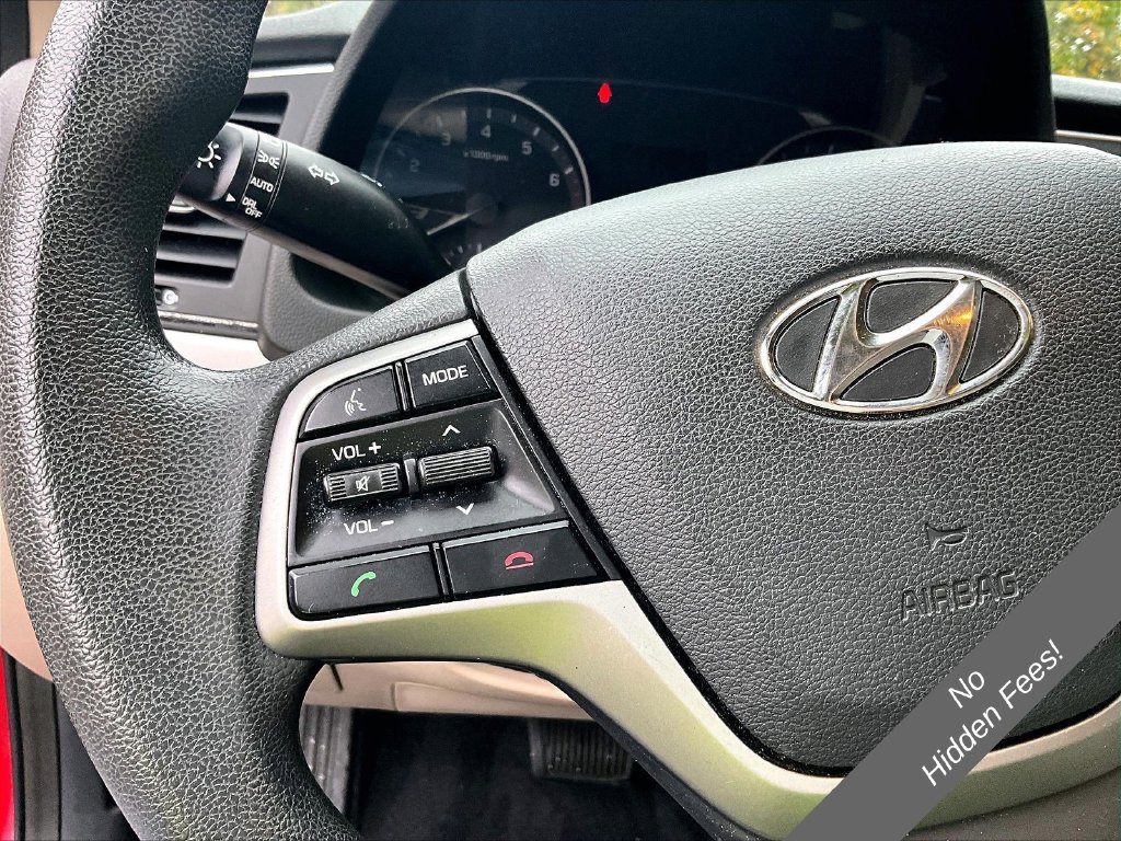 Used 2017 Hyundai Elantra SE FWD image 11