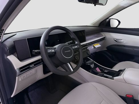 Used 2026 Hyundai Tucson SEL FWD image 11
