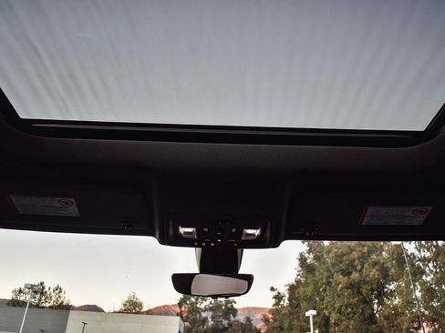 Used 2021 GMC Sierra 3500 Denali w/ Denali Ultimate Package image 14