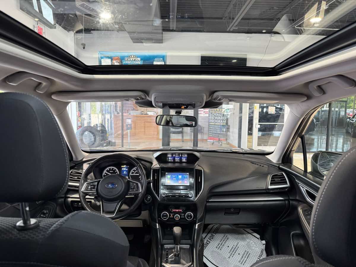 Used 2022 Subaru Forester Premium AWD/4WD image 25