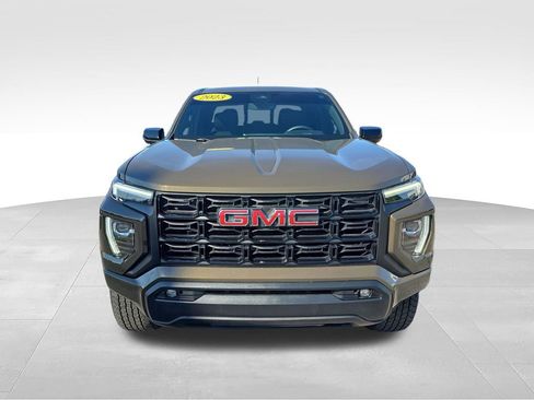 Used 2023 GMC Canyon Elevation w/ Elevation Premium Package AWD/4WD image 10