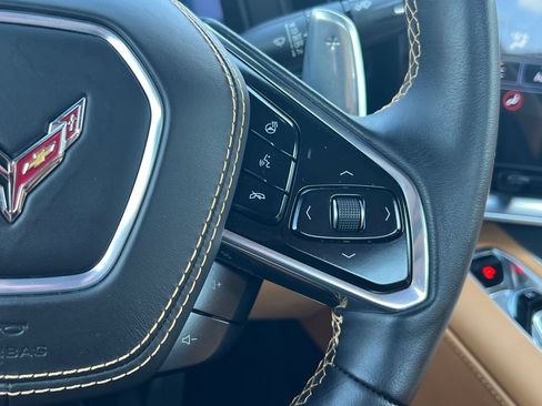 Used 2022 Chevrolet Corvette Stingray Premium Conv w/ Z51 Performance Package RWD image 25