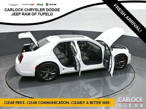 Used 2023 Chrysler 300 S image 74