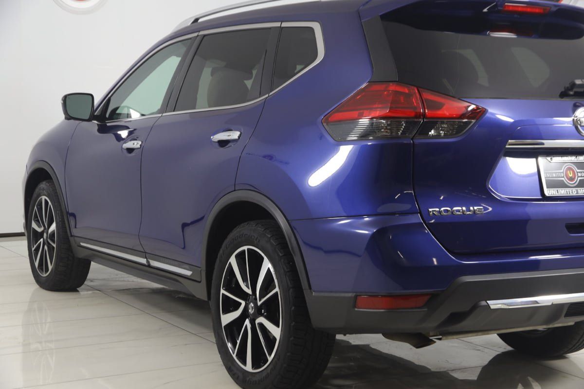 Used 2017 Nissan Rogue SL w/ SL Premium Package AWD/4WD image 22