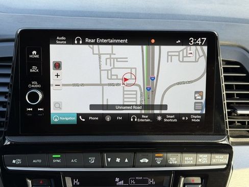 Certified 2025 Honda Odyssey Touring image 16