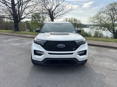 Used 2022 Ford Explorer ST w/ Equipment Group 401A AWD/4WD image 2